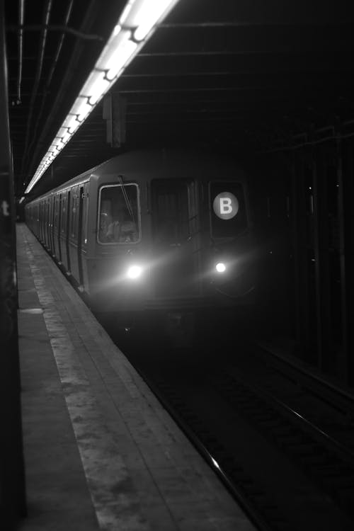 Free stock photo of b train, manhattan, mass transit