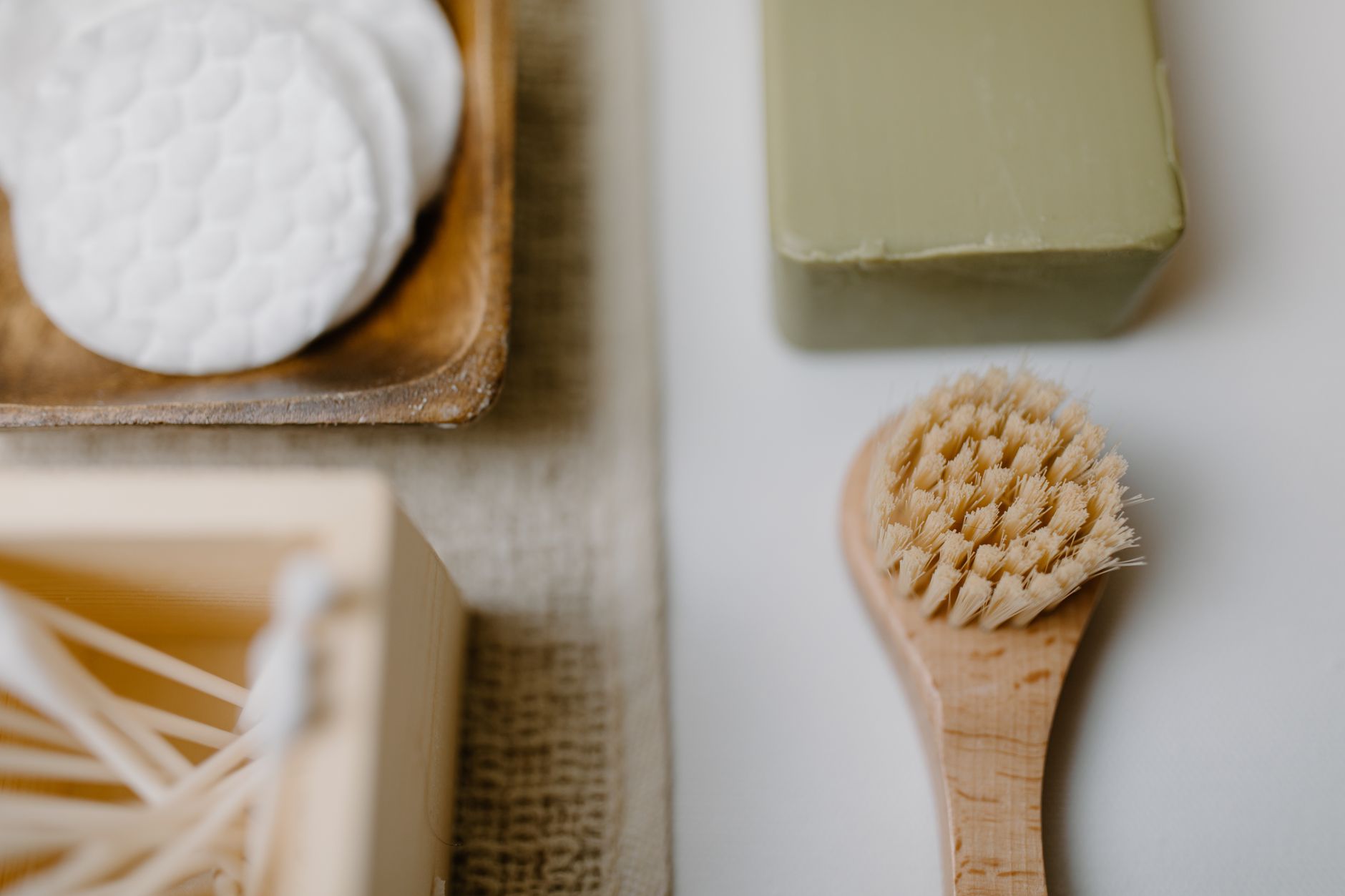 Dry Brushing Your Face: A Gentle Guide for Radiant Skin