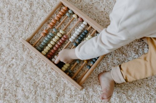 Material de matemáticas y letras Montessori para numeración y lenguaje
