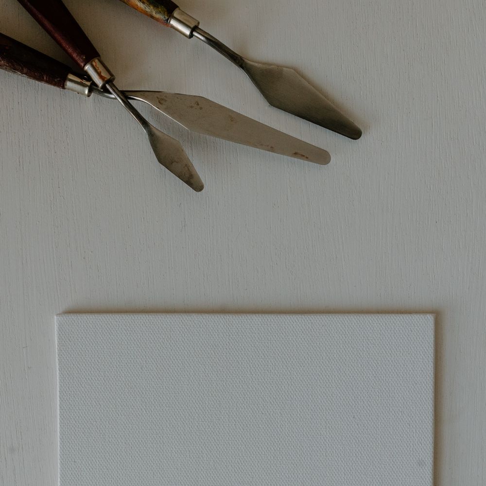 End of Tenancy Decorating in Hackney — quality trade paint going on in two coats