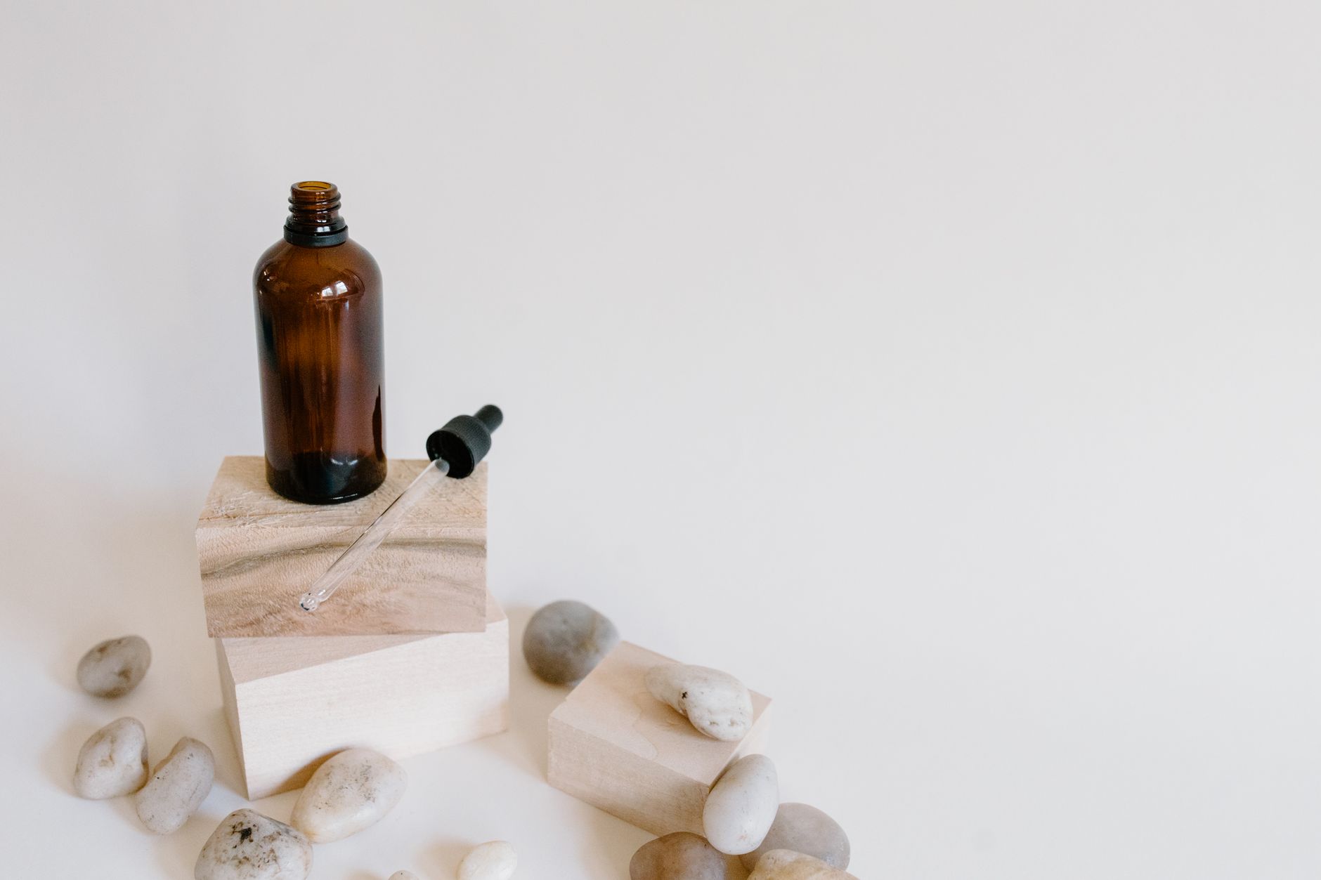 Does CBD Oil Expire? Understanding Shelf Life and Storage