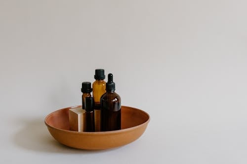 aromaterapi, Beyaz arka plan, esans içeren Ücretsiz stok fotoğraf