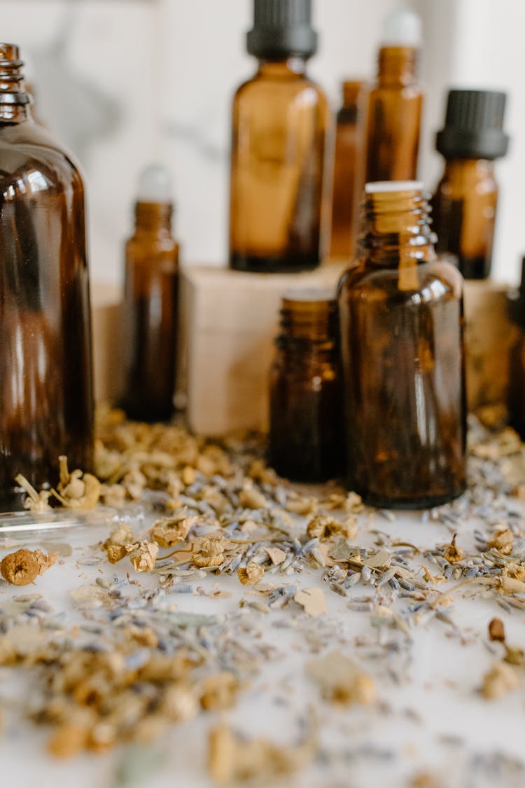 Bown Bottles Used For Herbal Oils