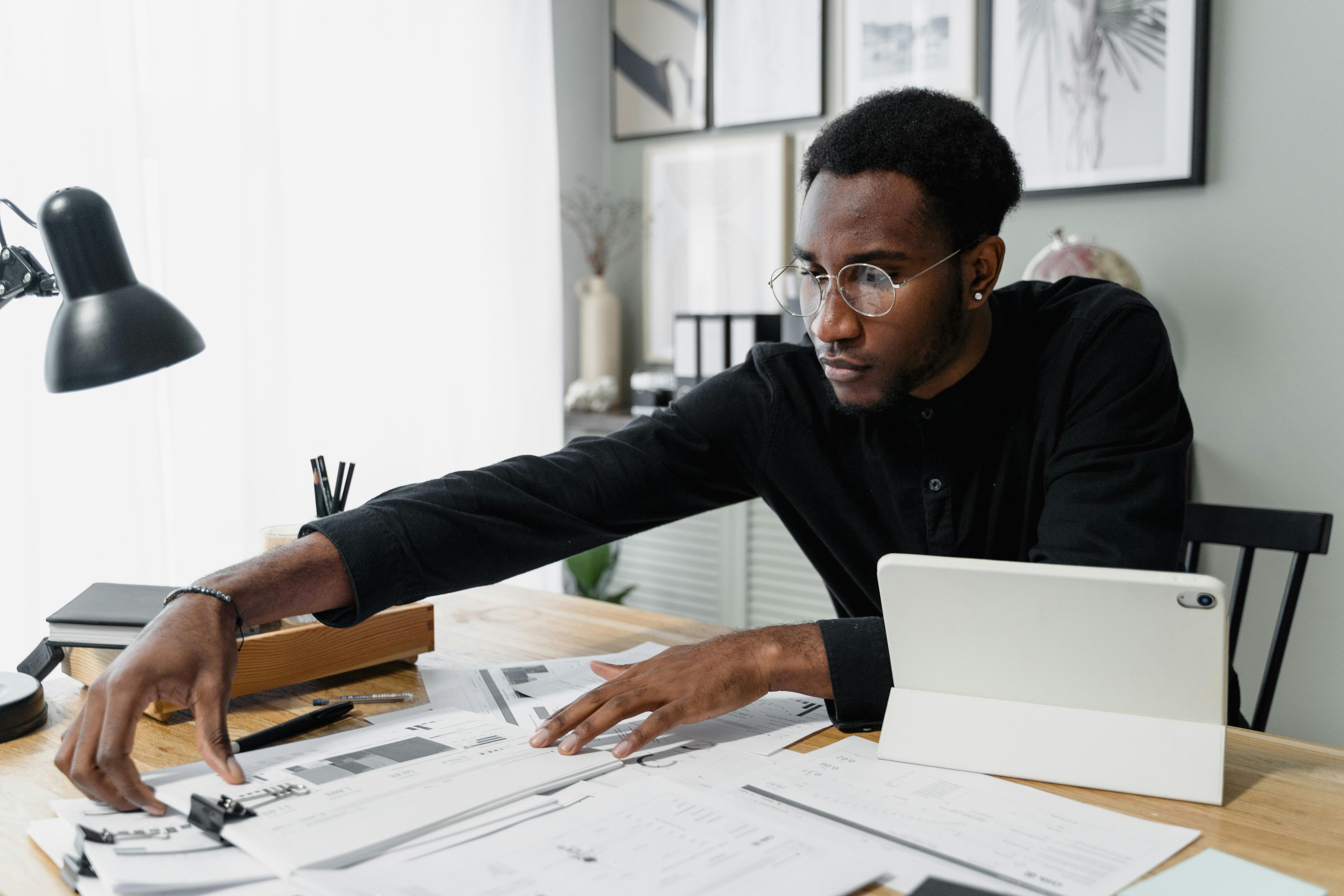 businessman man woman desk