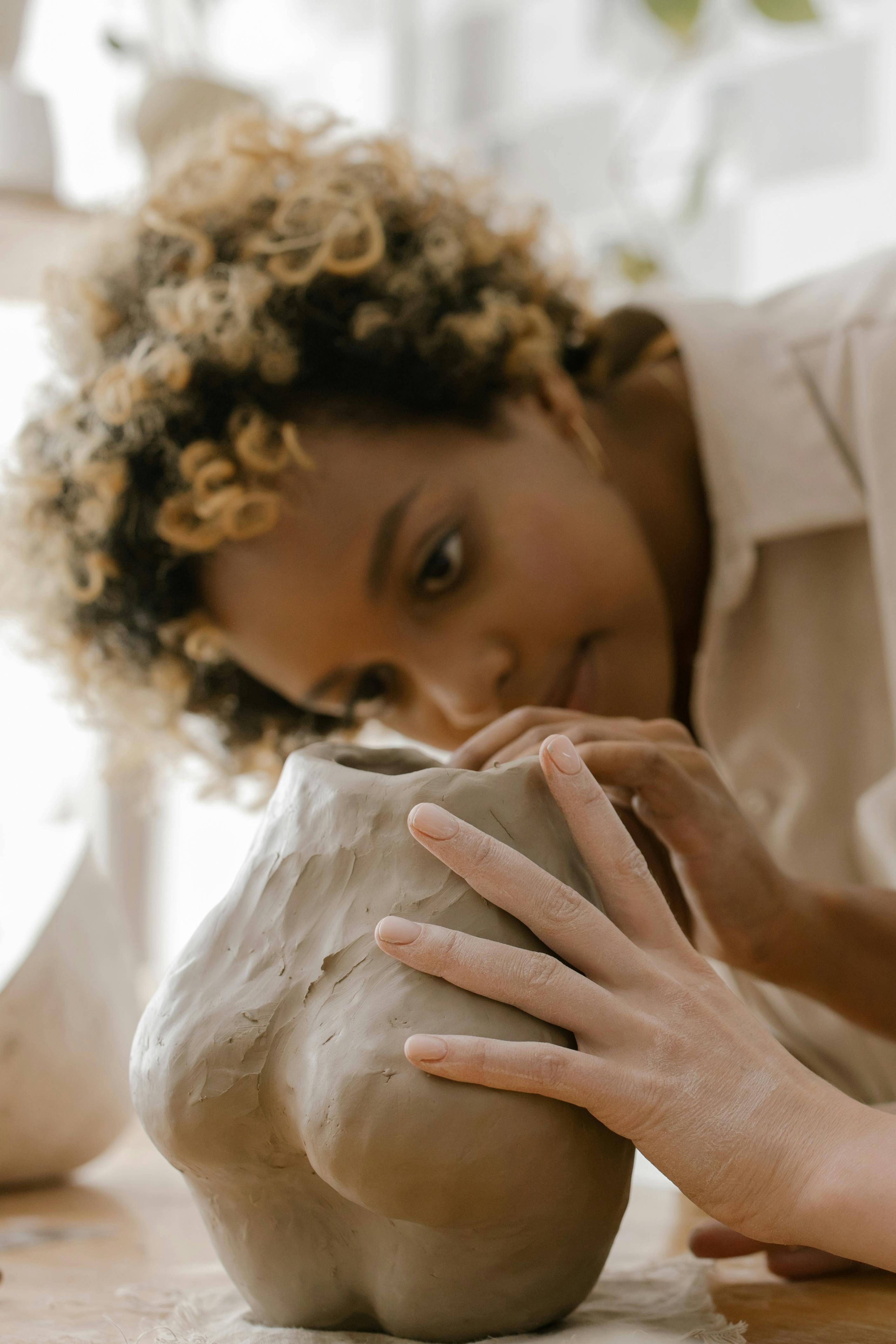 De franc Dones Que Esculpen Juntes  Foto d'estoc