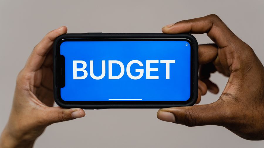 How Moms Stretch a Family Budget Without Anyone Noticing