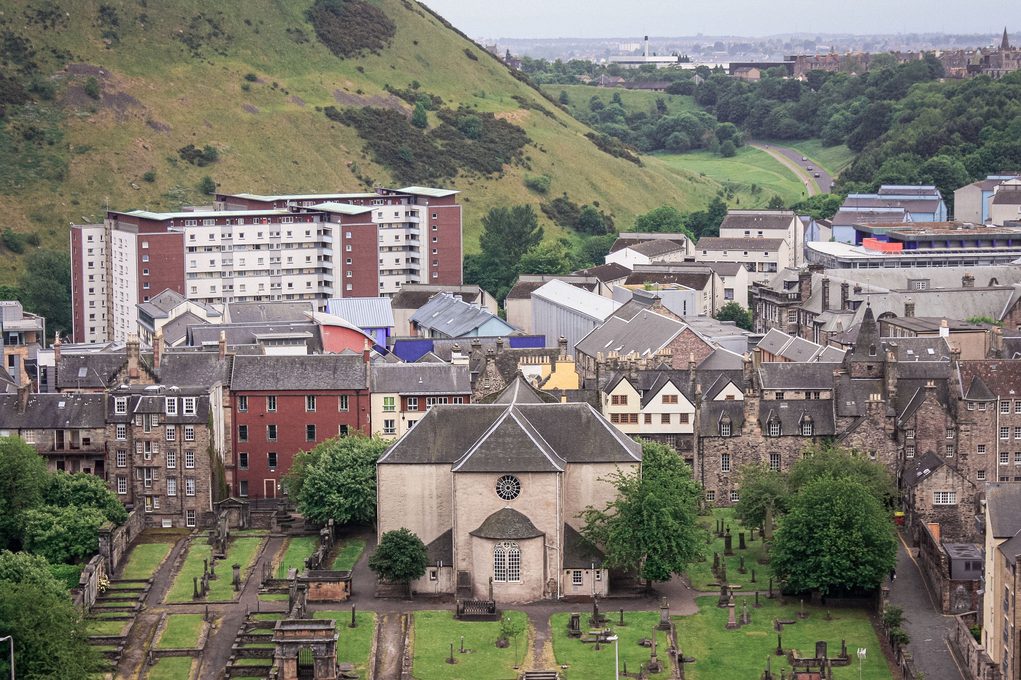 New Text Messages Surface in Scots College Assault Case as Principal Faces Pressure