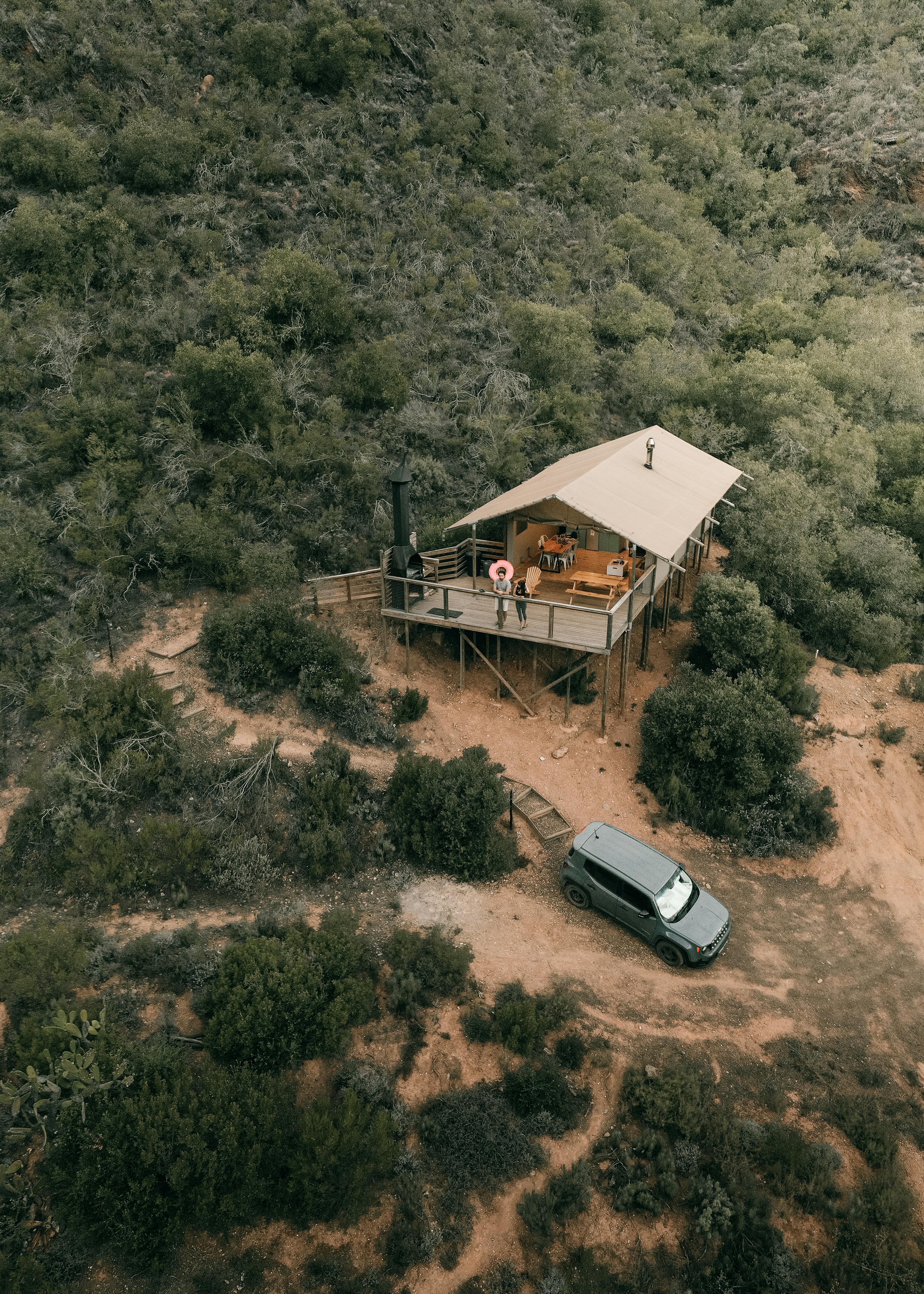Glamping Experiences in Nature: Luxury Amidst the Wild