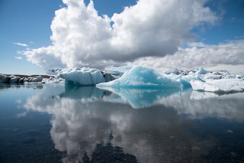 Free Beautiful Icebergg in Iceland Stock Photo