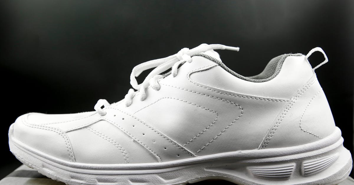 How to clean white mesh shoes with bleach