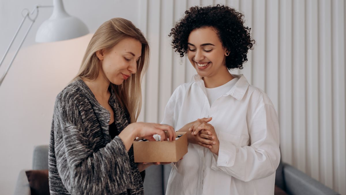 Free Clothing Giveaways Near Me: Finding Local Clothing Closets