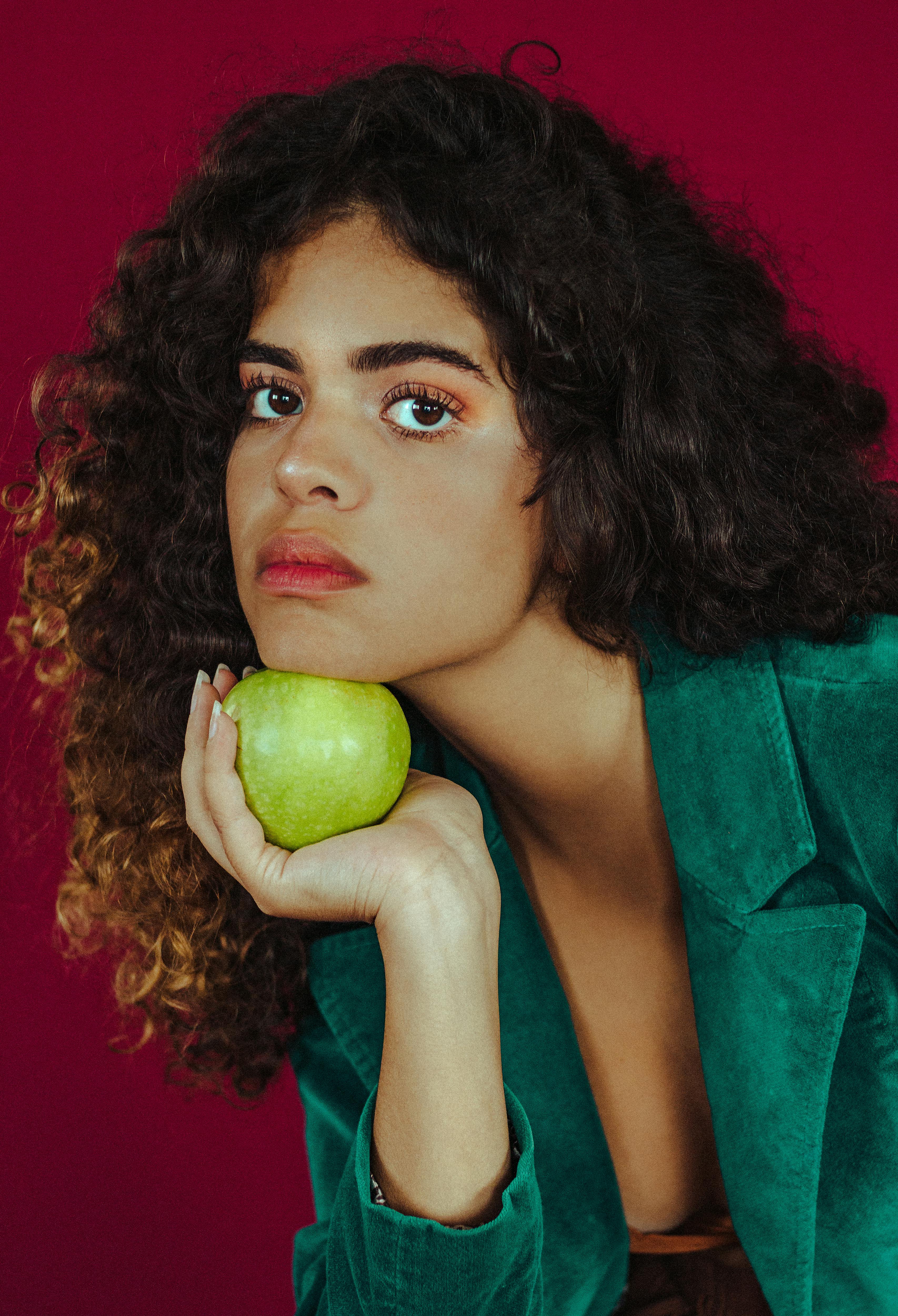 Which fruit makes you look beautiful?