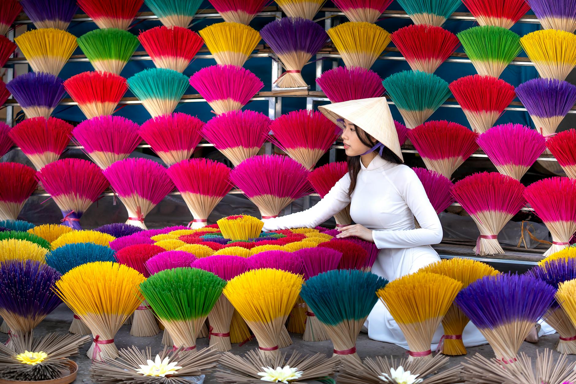 Lễ Hội Địa Phương Ít Biết: Khám Phá Văn Hóa Việt