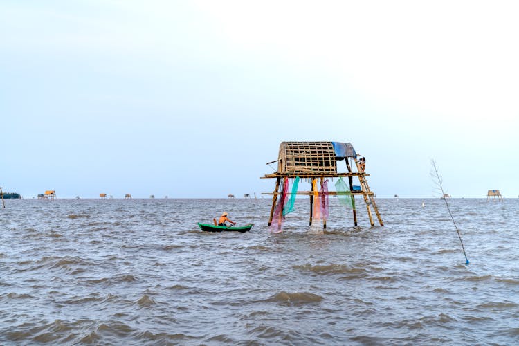 Bungalow On Water Of Clam Farm