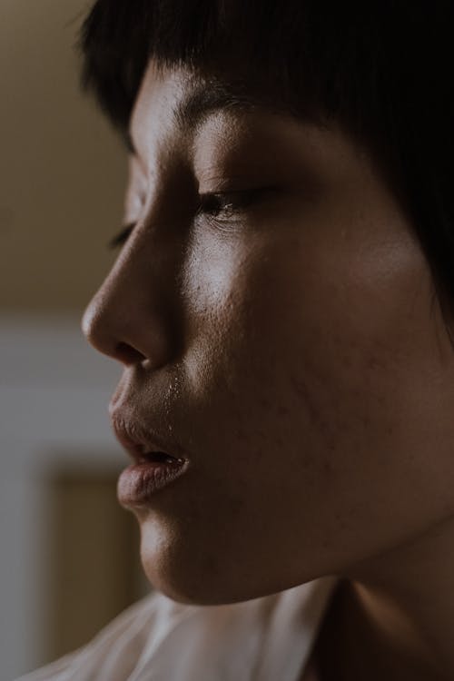 Close-Up Shot of a Woman's Face