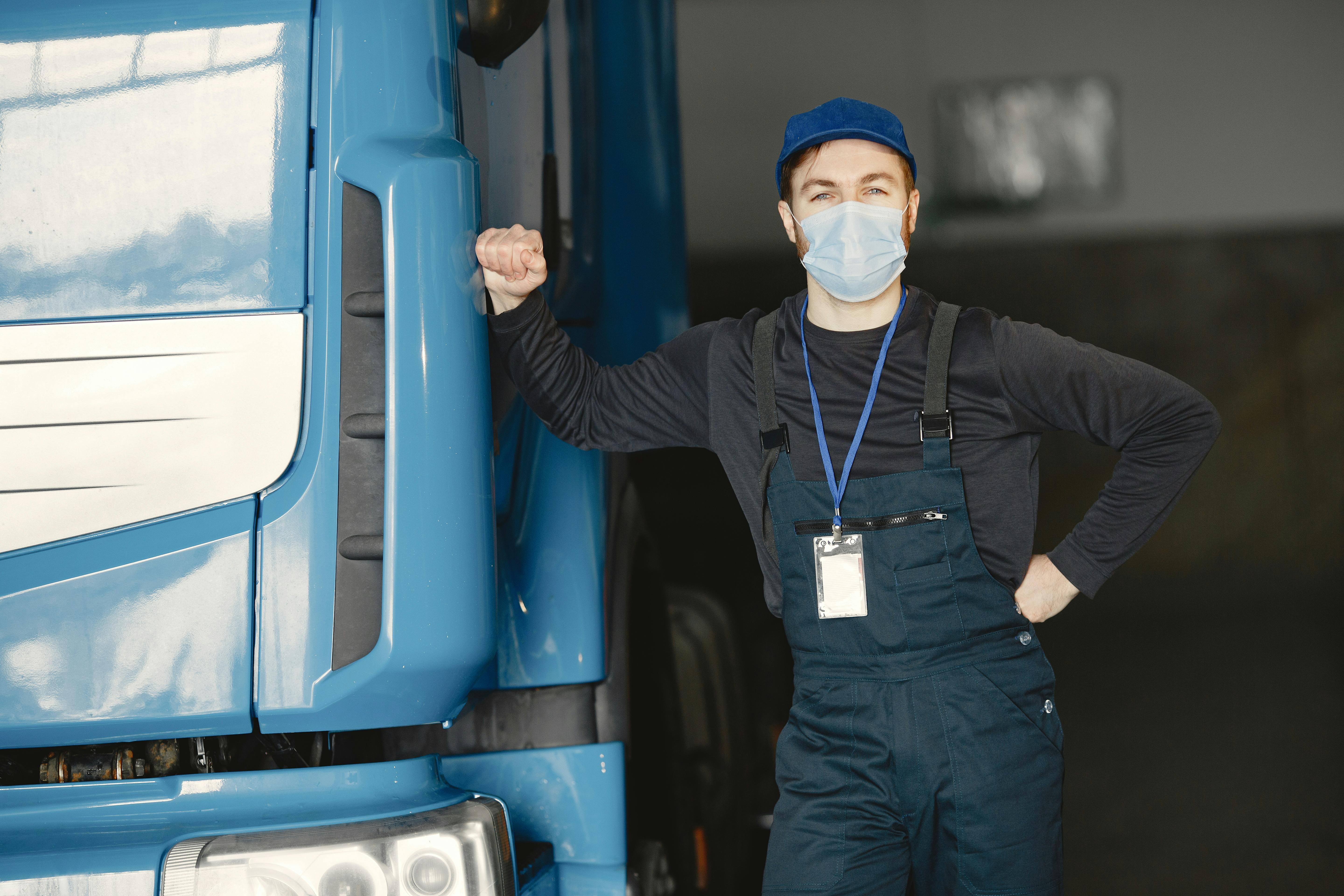 5 Factors Driving Commercial Auto Loss Costs and How Fleet Managers Can Reduce Their Risk — Photo by Gustavo Fring on Pexels