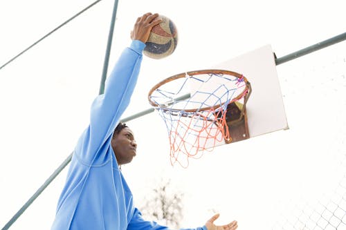 Immagine gratuita di basket, canestro da basket, dreadlock