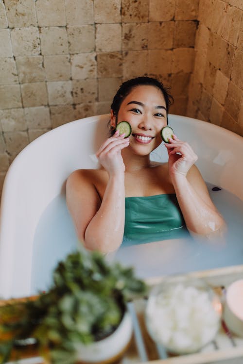 Gratis stockfoto met Aziatische vrouw, badderen, badkuip