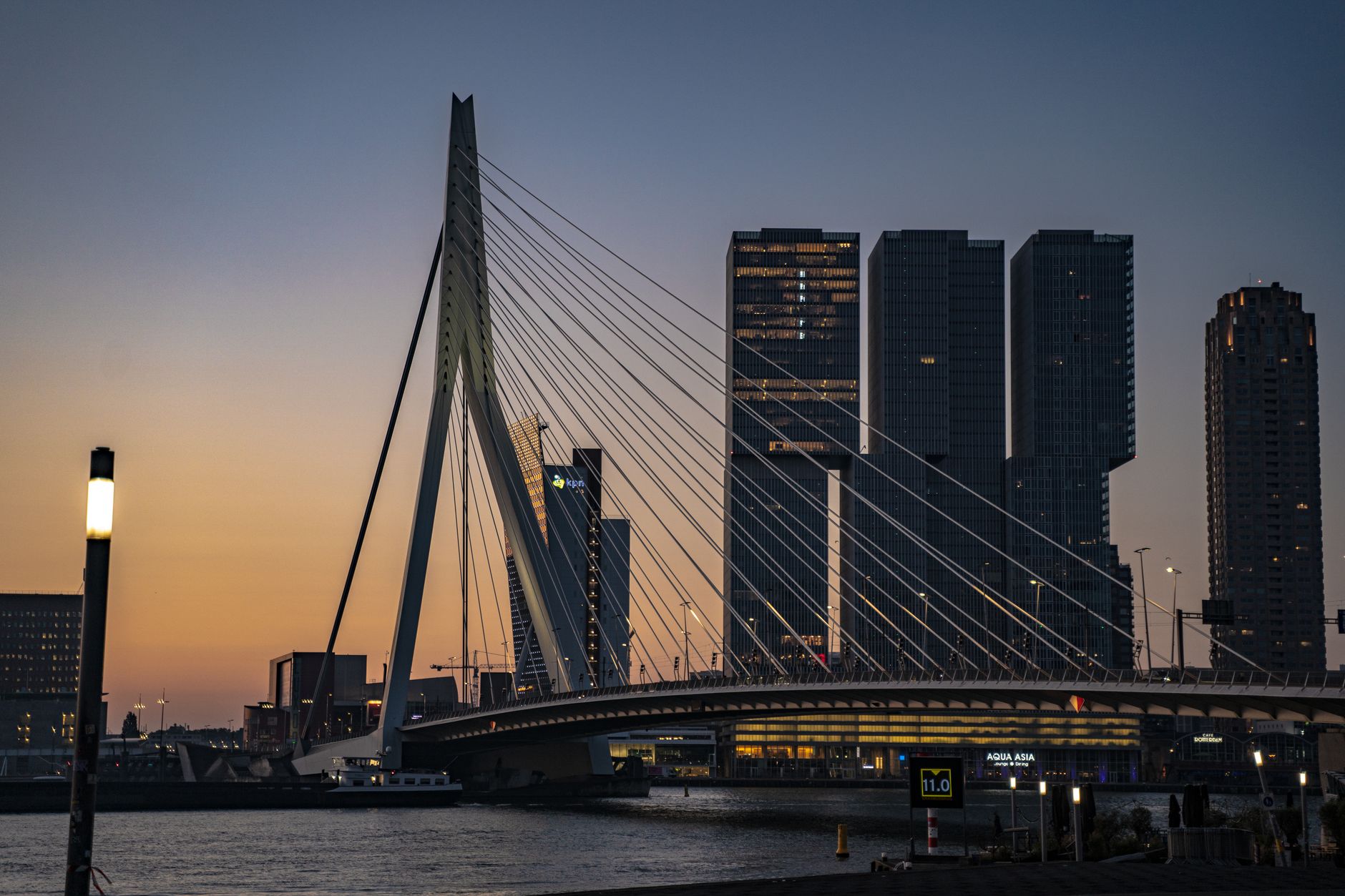 Waarom Mainstream Apps Falen in de Havenstad — SponsorClub