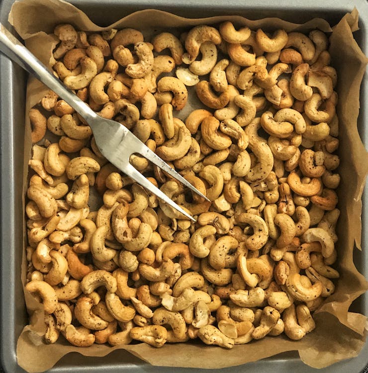 Ready to Eat Roated Cashew Nuts