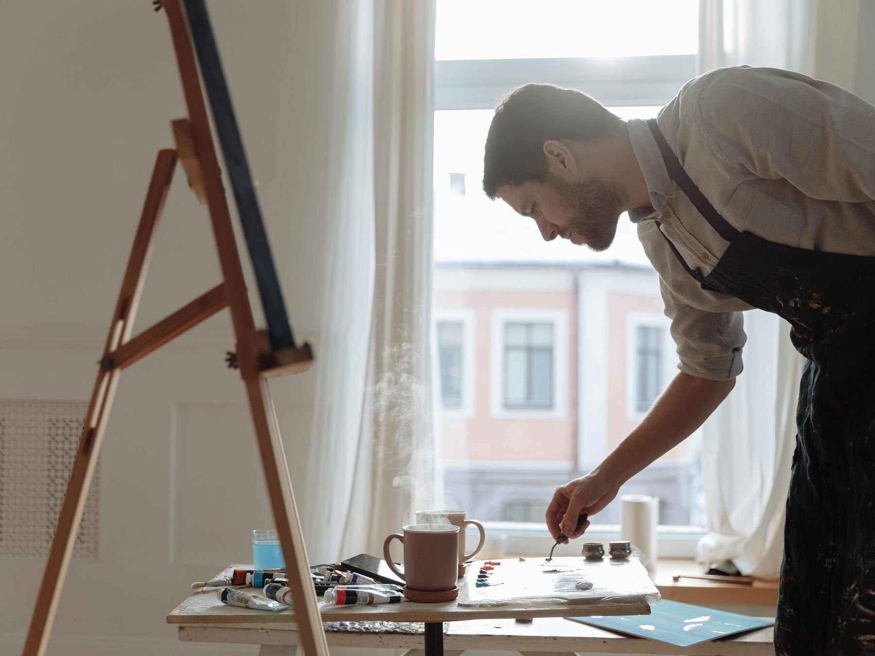 Painters and Decorators in Shadwell — woodwork brushed to a crisp, smooth line