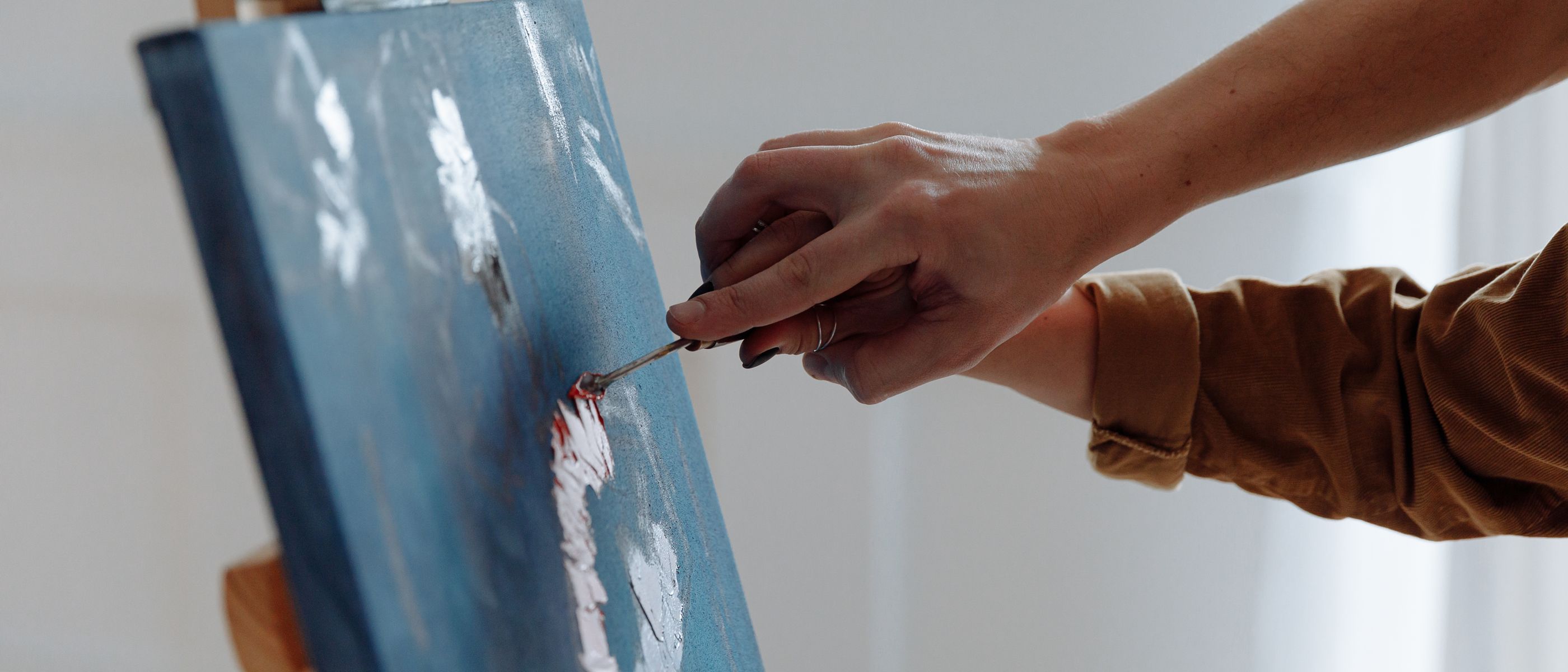 House Painting in Maryland — woodwork brushed to a crisp, smooth line
