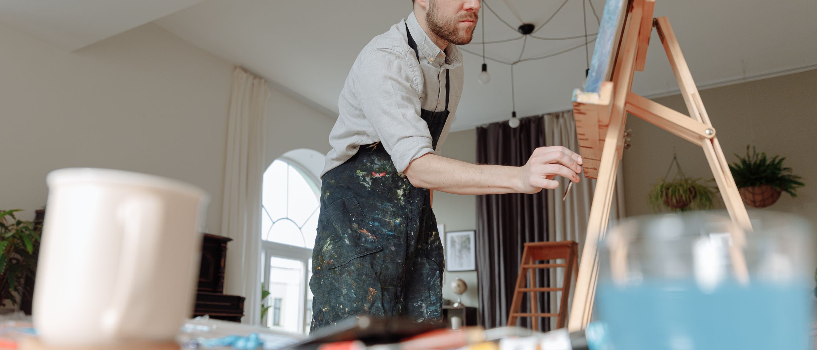 Painters and Decorators in West Wickham — woodwork brushed to a crisp, smooth line