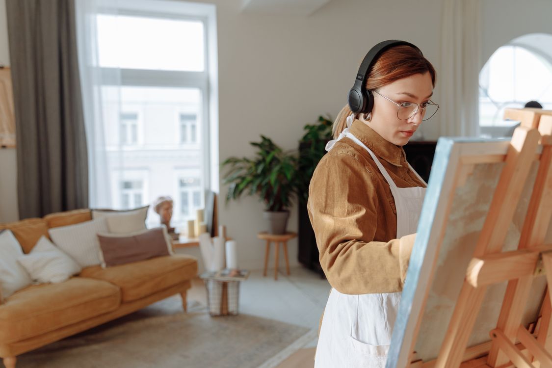 Work From Home in Arts and Entertainment