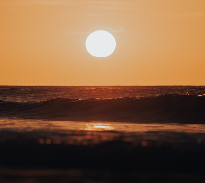 Free Scenic View of Sea during Sunset Stock Photo