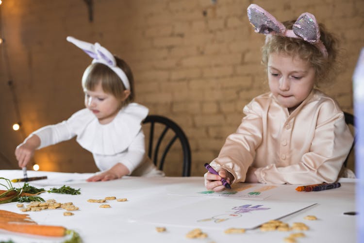 Preschool Kids Drawing Using Coloring Materials 