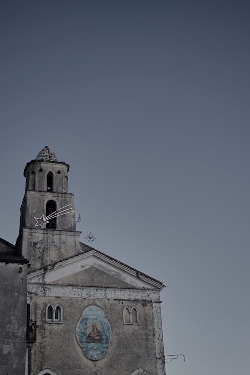 Free Old Church Building under Clear Sky during Evening  Stock Photo