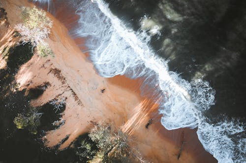 Fotobanka s bezplatnými fotkami na tému azúrová modrá, breh, búrlivý