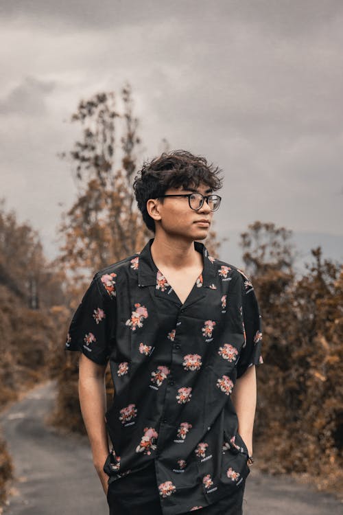 Floral polo top outfit for men