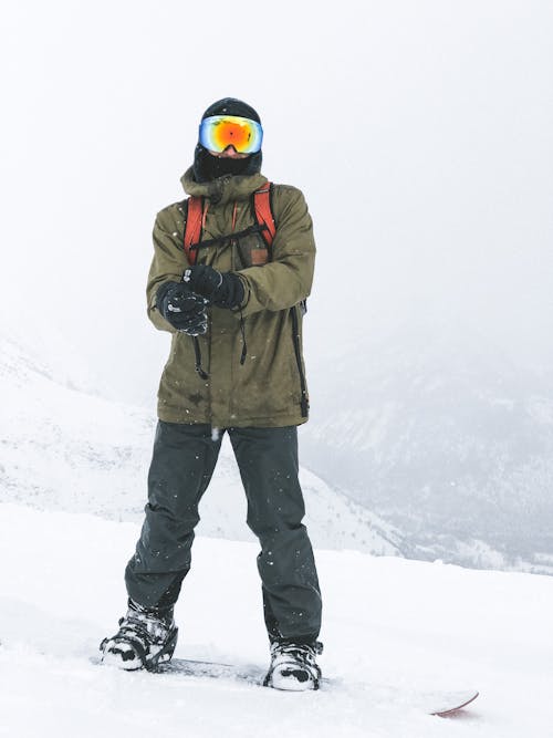 Δωρεάν στοκ φωτογραφιών με snowboard, κατακόρυφη λήψη, κρύο