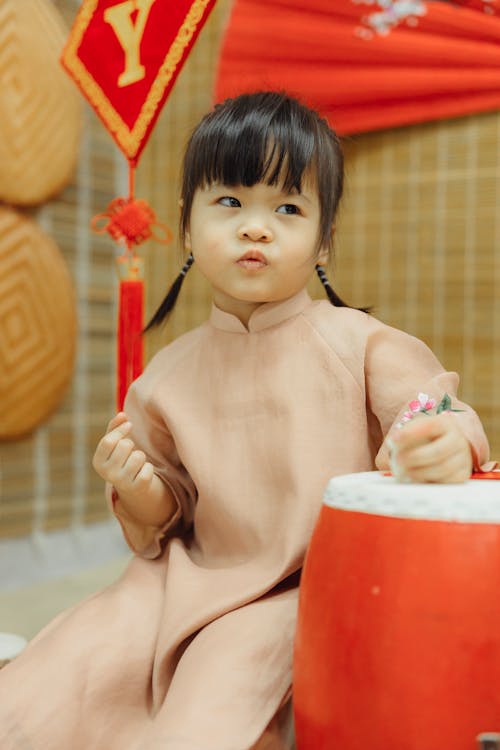 Cute Girl in Traditional Chinese Wear