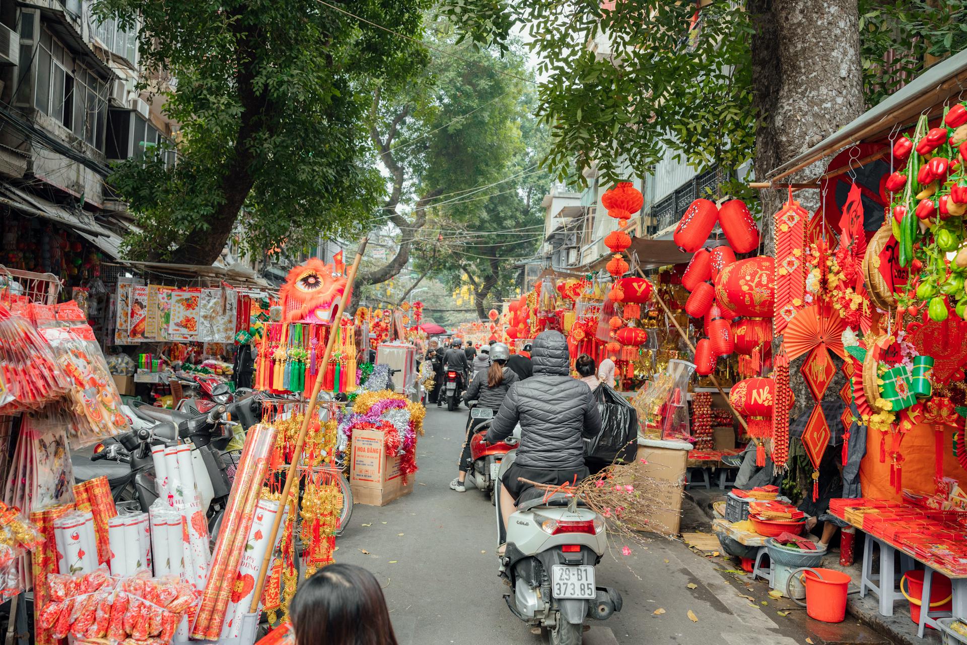 Stalls Selling Chinese New Year Decorations on the Side of the Street