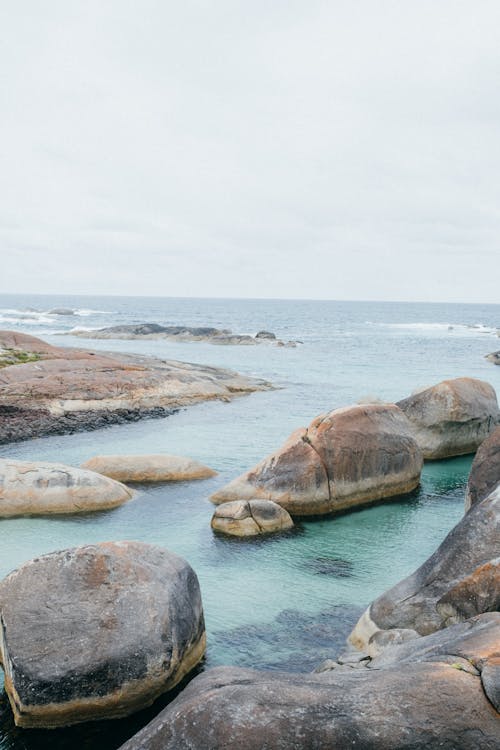 Foto d'estoc gratuïta de a l'aire lliure, acomiadar-se, costa rocallosa