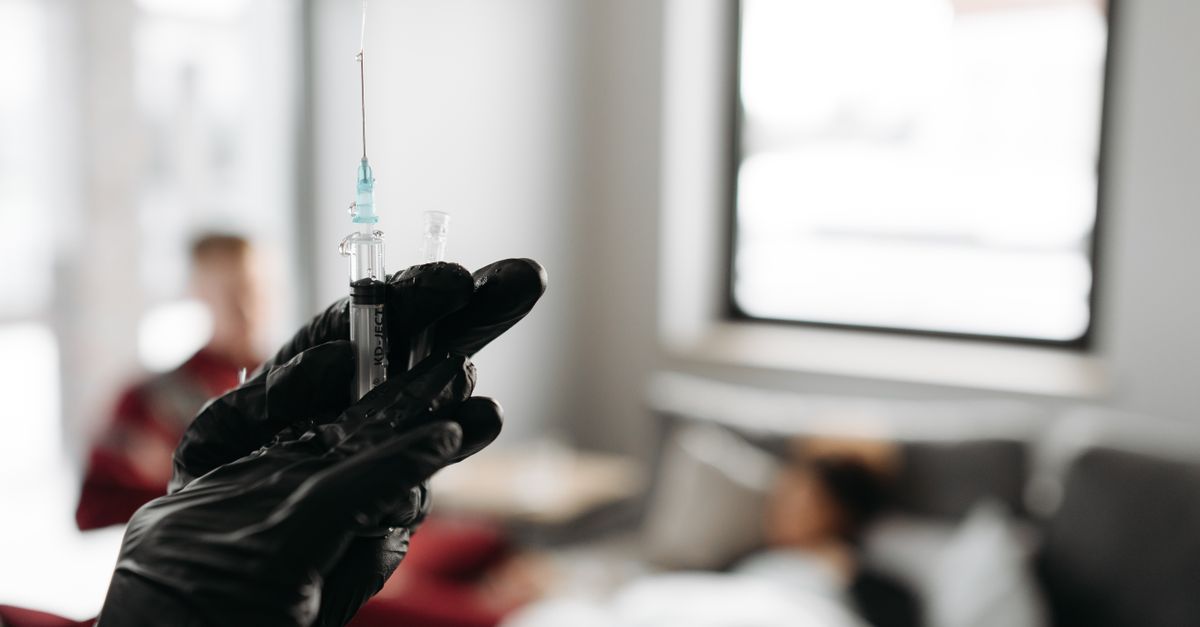 Sweeper Caught Giving Injections at MP Health Centre Sparks Outcry