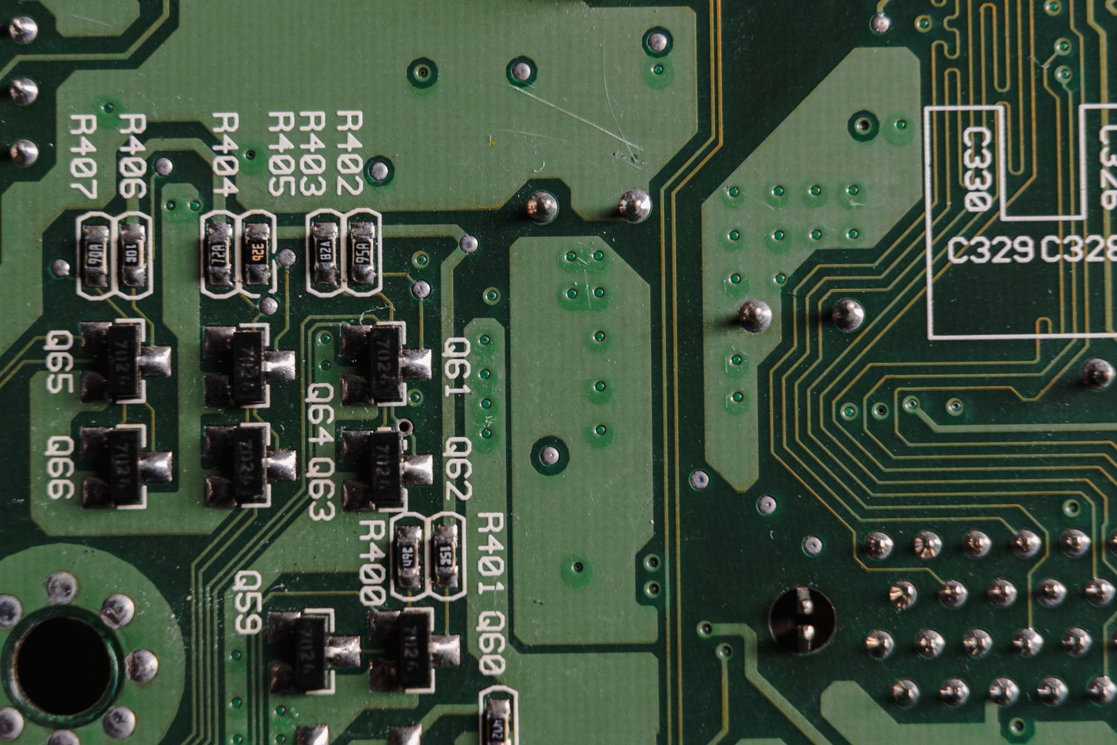 Close-up of electronic components on a circuit board, used as an illustrative image