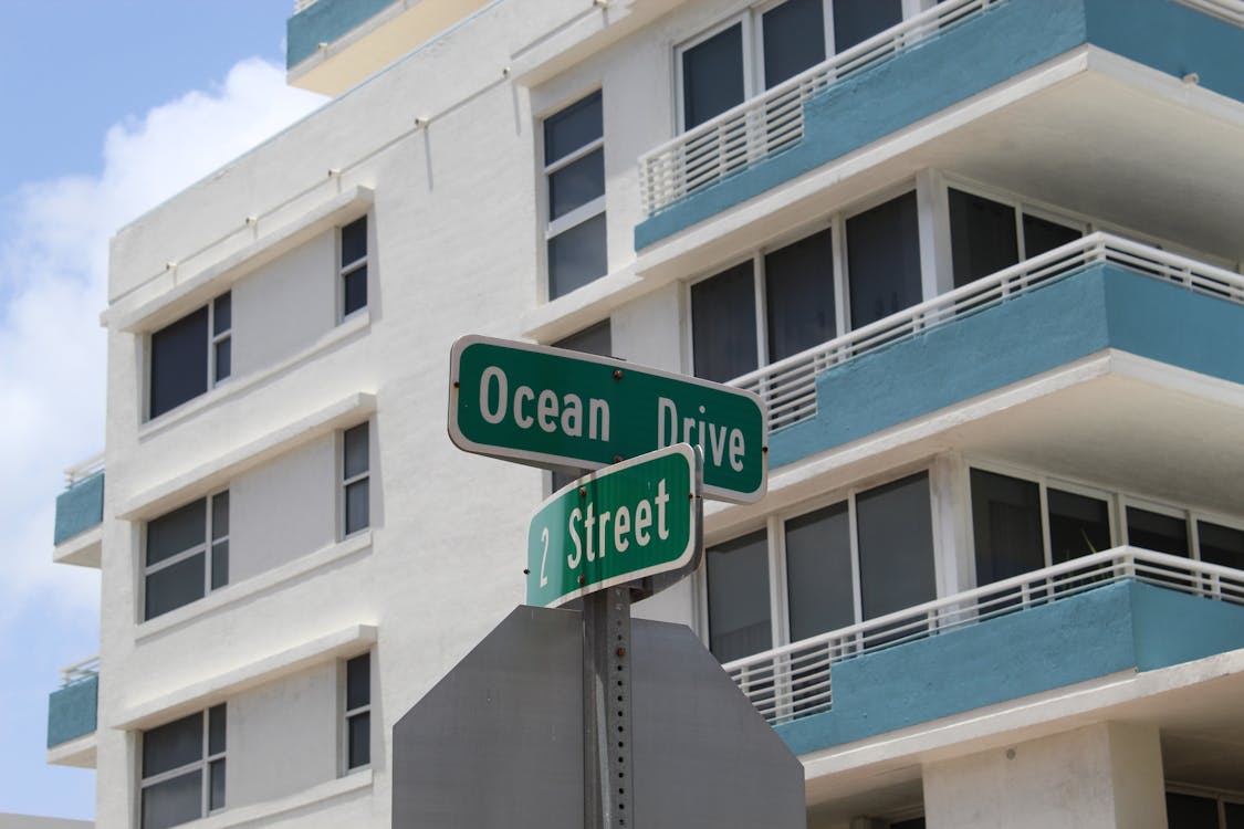 Photos gratuites de extérieur de bâtiment, miami, ocean drive