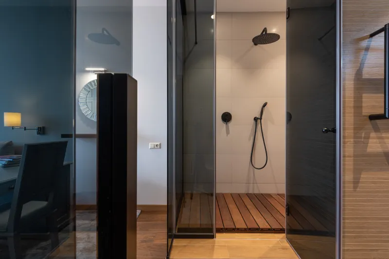 Modern bathroom with textured glass shower enclosure