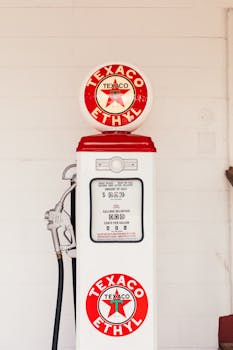 Classic Texaco gas pump featuring retro design and vibrant red details.