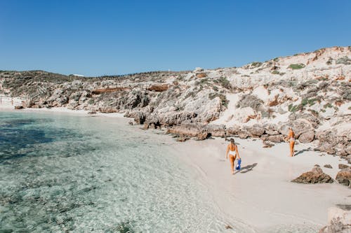 Foto d'estoc gratuïta de caminant, cel clar, Costa