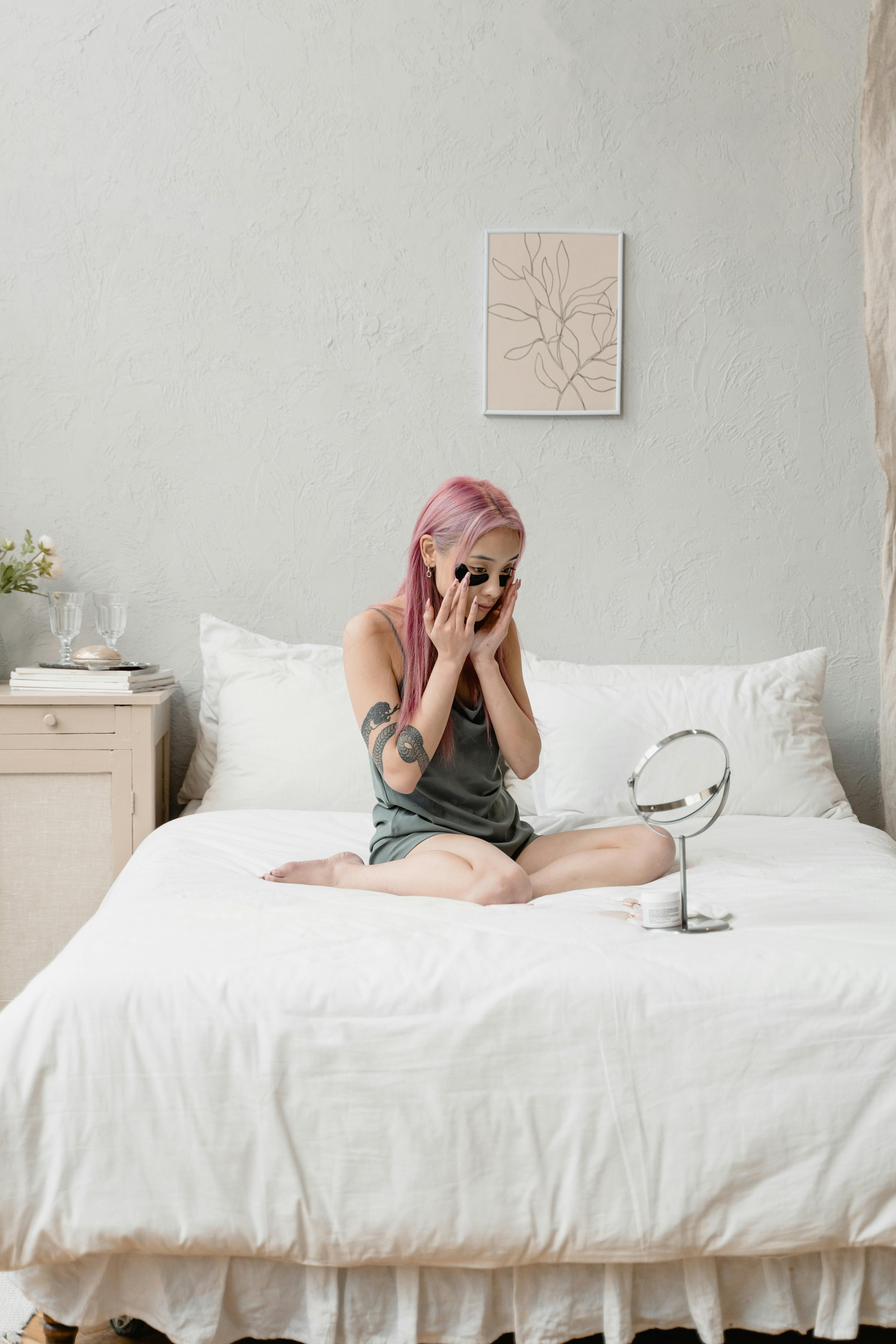 Makeup tools and brushes laid out for a professional freelance session