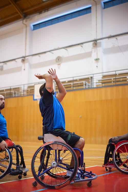 Gratis arkivbilde med basketball, idrett, idrettshall