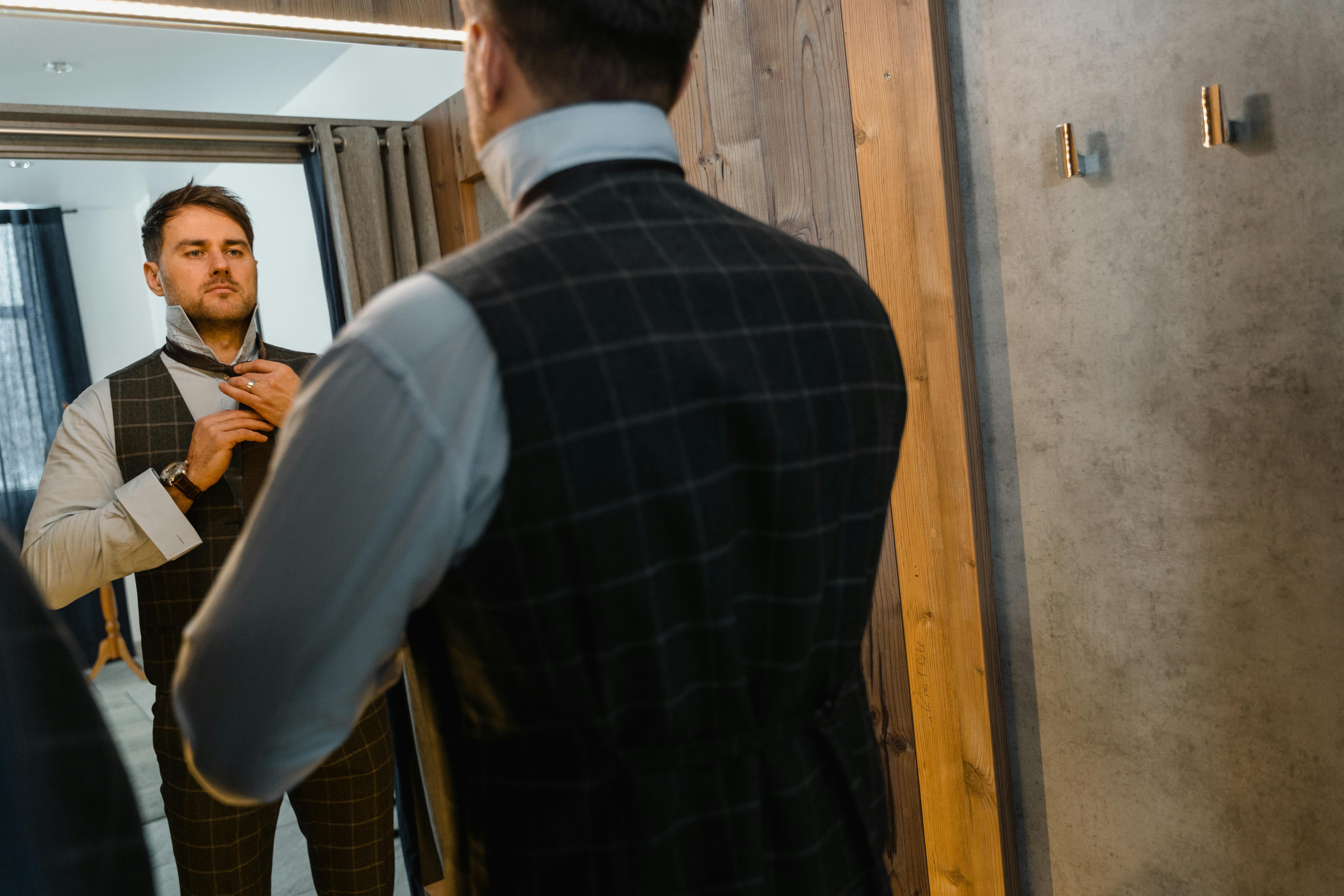 CHEMAȚI la declarații cei care au distribuit imagini neblurate cu scandalul sexual de la Livezile