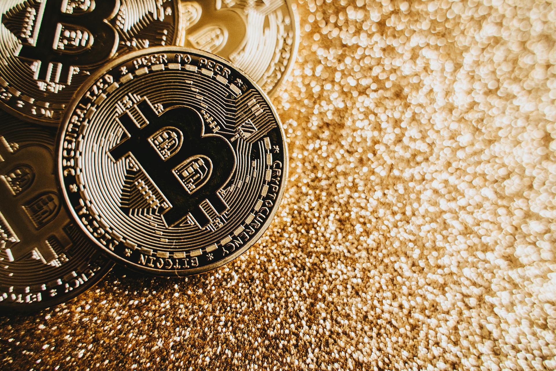 Bitcoins on Metallic Surface