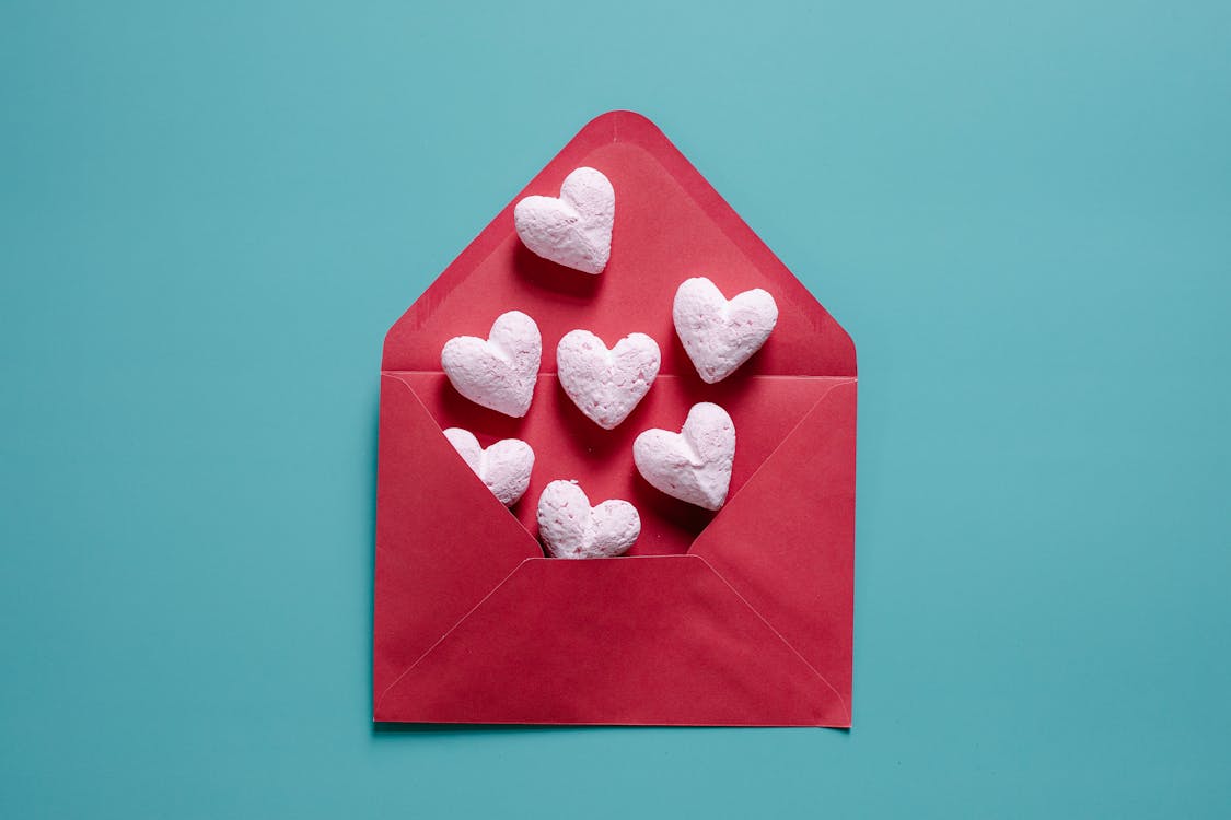 Free Red envelope with small hearts Stock Photo