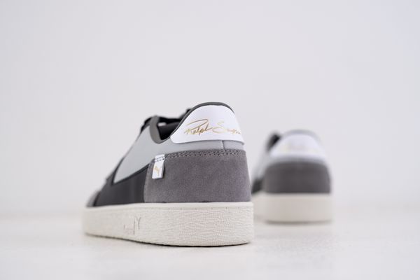 Ballstar exclusive suede low-top trainers in bone — photo by Hipkicks on Pexels