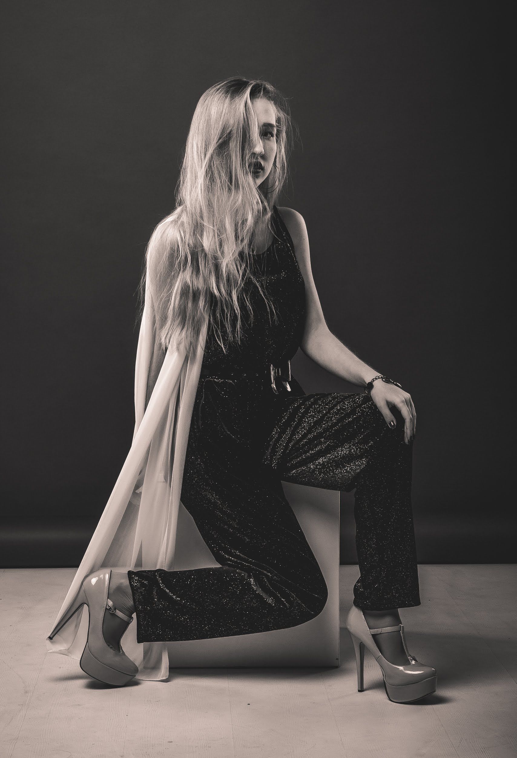 Studio look, Zizi zi on Pexels